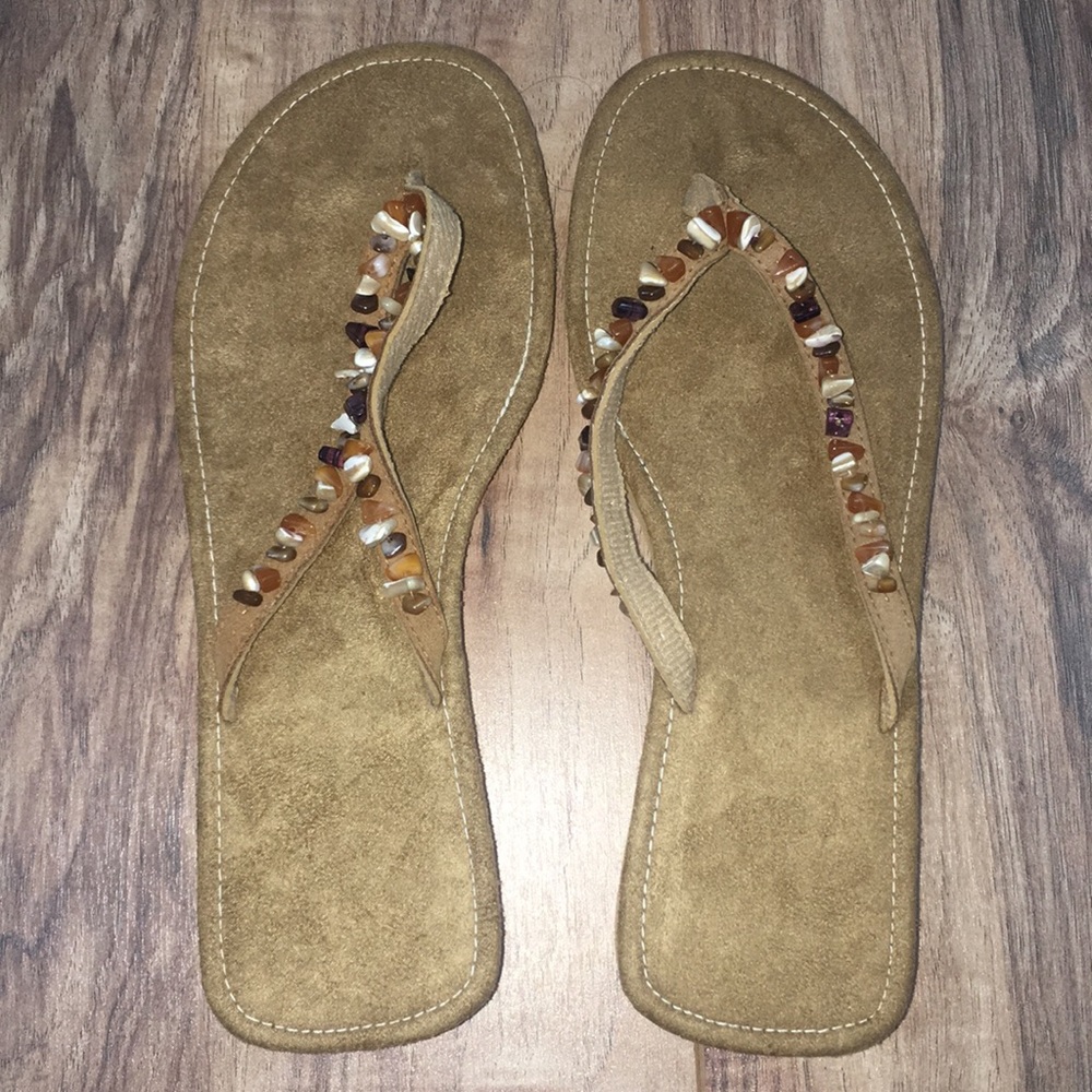 NWOT Beige Wedge Sandals Sz 11 L Suede Upper
